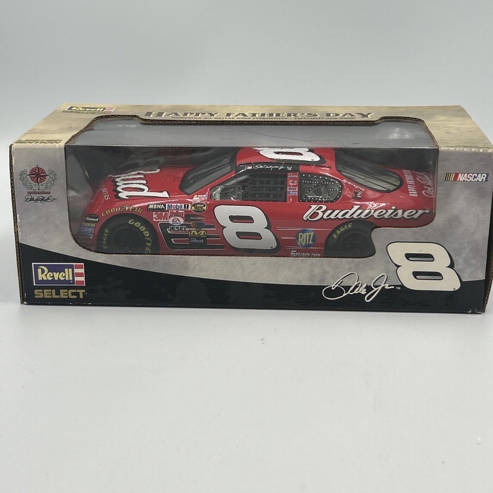 2004 DALE EARNHARDT JR #8 Budweiser Monte Carlo 1:24 Diecast REVELL NASCAR